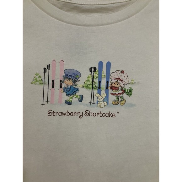 Strawberry Shortcake - Graphic T Shirt - 100% Cotton - Size Medium - NWT - Picture 2 of 5